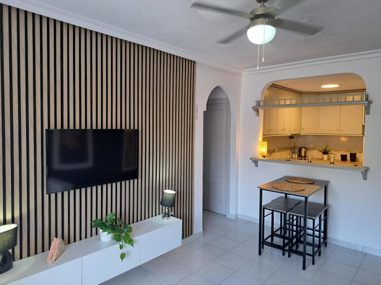 Apartamento Pod Papugami Torrevieja Eksteriør billede
